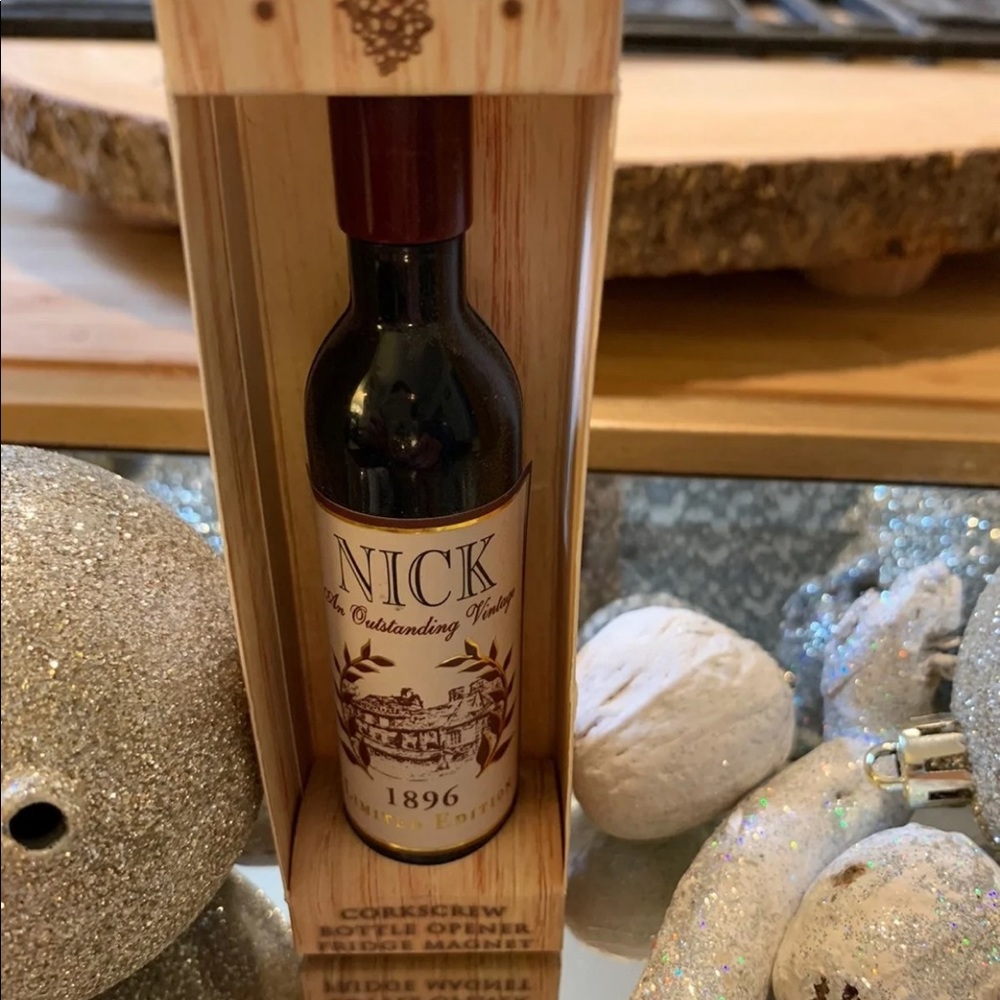 Personalize wine bottle opener